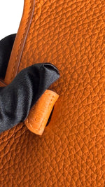 将图片加载到图库查看器，Hermès Evelyne TPM – Orange Clemence Leather Gold-tone Hardware
