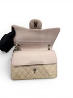将图片加载到图库查看器，Chanel Timeless Classic Jumbo Double Flap, Beige Patent Leather Silver-tone Hardware
