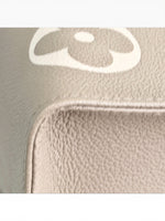 Load image into Gallery viewer, Louis Vuitton LV OnTheGo MM Tote Empreinte Leather Beige/Cream
