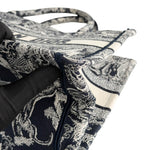 Charger l'image dans la galerie, Dior Medium Book Tote – Black &amp; White Toile de Jouy
