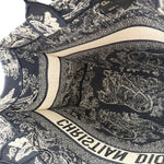 Charger l'image dans la galerie, Dior Medium Book Tote – Black &amp; White Toile de Jouy
