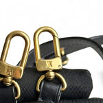 将图片加载到图库查看器，LV Petite Malle Pink Epi and Noir Leather, Gold-tone Hardware
