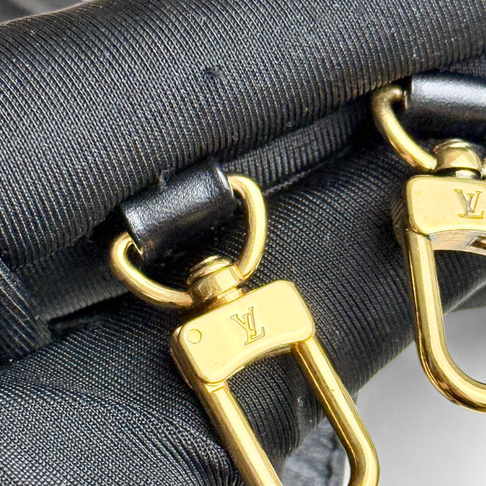 LV Petite Malle Pink Epi and Noir Leather, Gold-tone Hardware