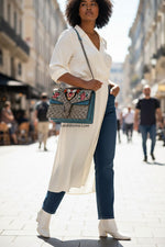 将图片加载到图库查看器，Gucci Dionysus GG Supreme Tiger - Large Crystal Embellished, Silver-tone Hardware
