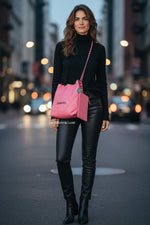 Charger l'image dans la galerie, Chanel 22 Tote With Pouch- Medium Pink Quilted Calfskin, Rainbow Hardware
