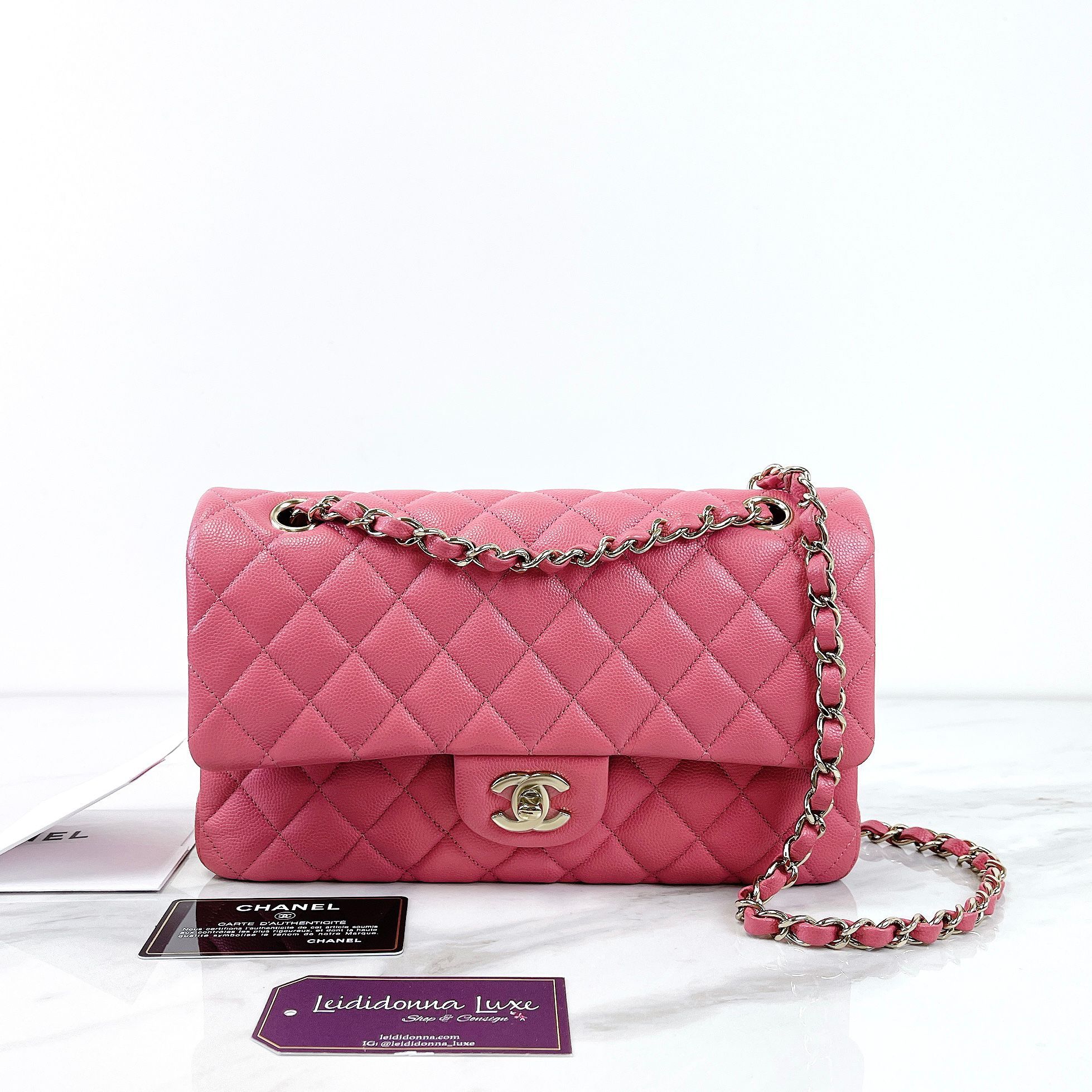 frontview-of-pre-owned-chanel-bags