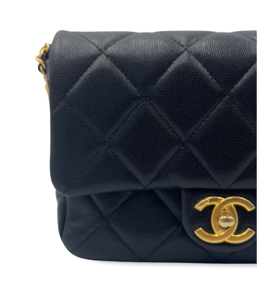 Chanel Medallion Mini, Twist Your Buttons