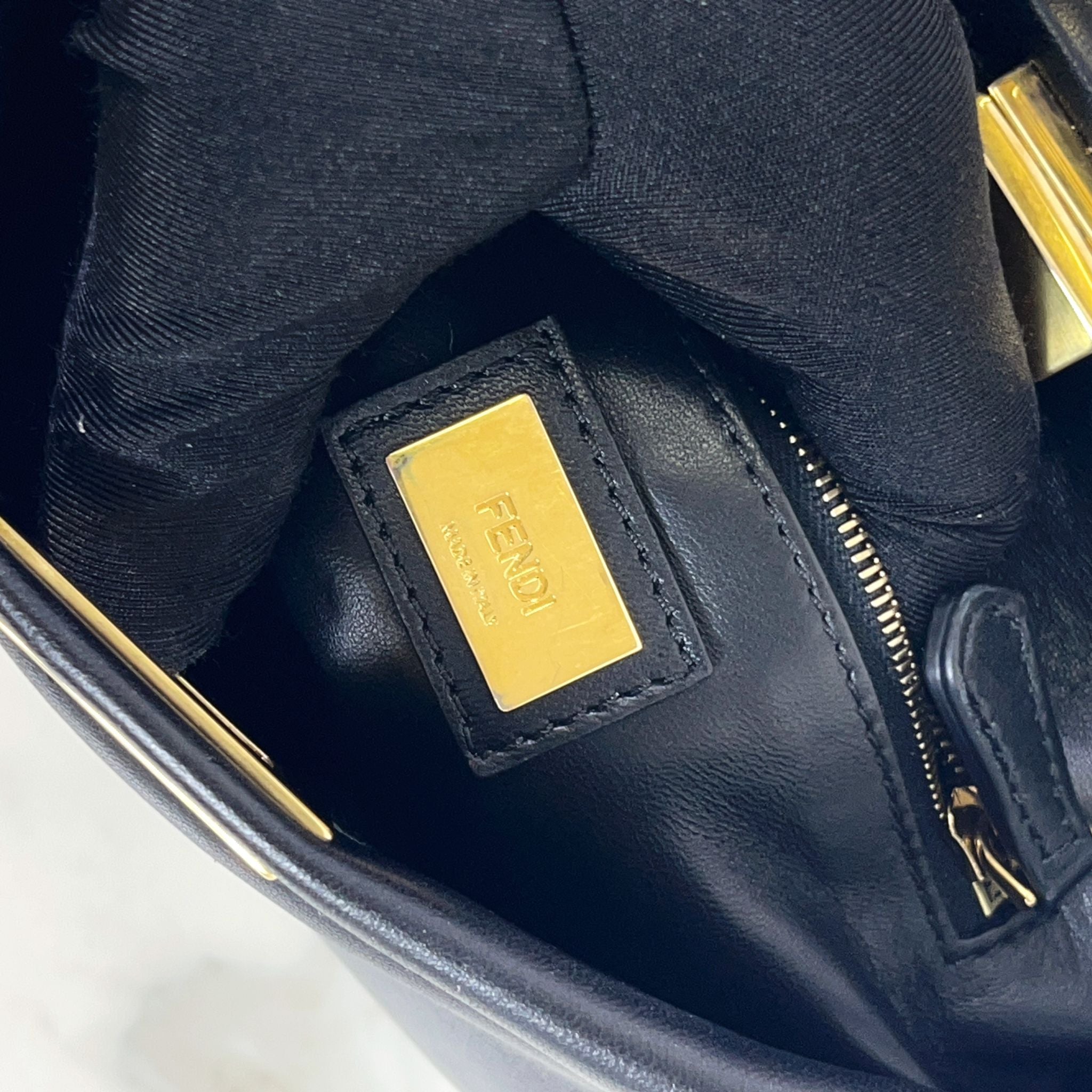 Fendi peekaboo mini