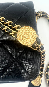 Chanel Medallion Mini, Twist Your Buttons