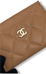 将图片加载到图库查看器，Chanel Card Holder
