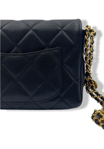 Chanel Medallion Mini, Twist Your Buttons