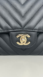 Load image into Gallery viewer, Chanel Timeless Classic Medium
