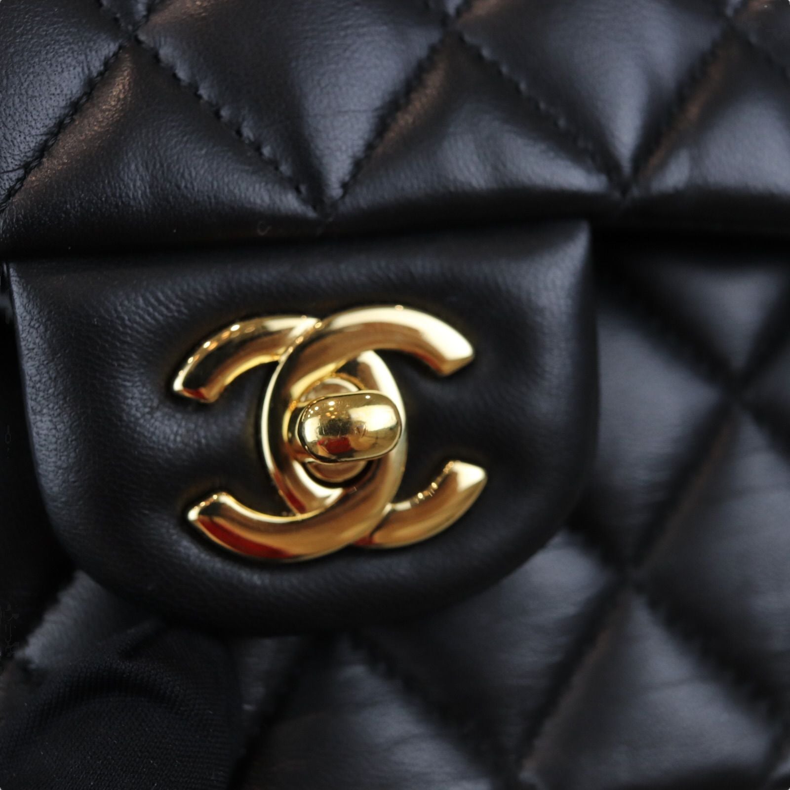 Chanel Timeless Classic Medium