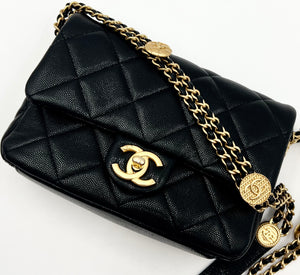 Chanel Medallion Mini, Twist Your Buttons