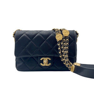 Chanel Medallion Mini, Twist Your Buttons