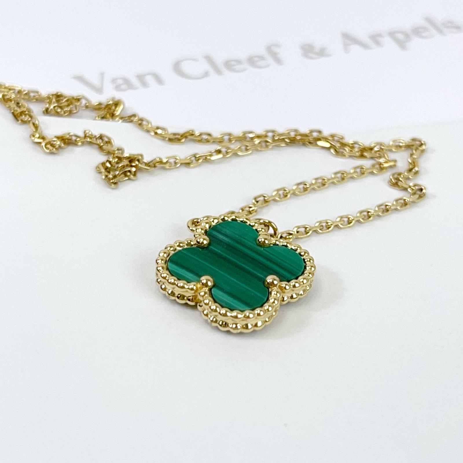 Van Cleef and Arpels Vintage Alhambra 1 Motif Pendant and Necklace - Vca