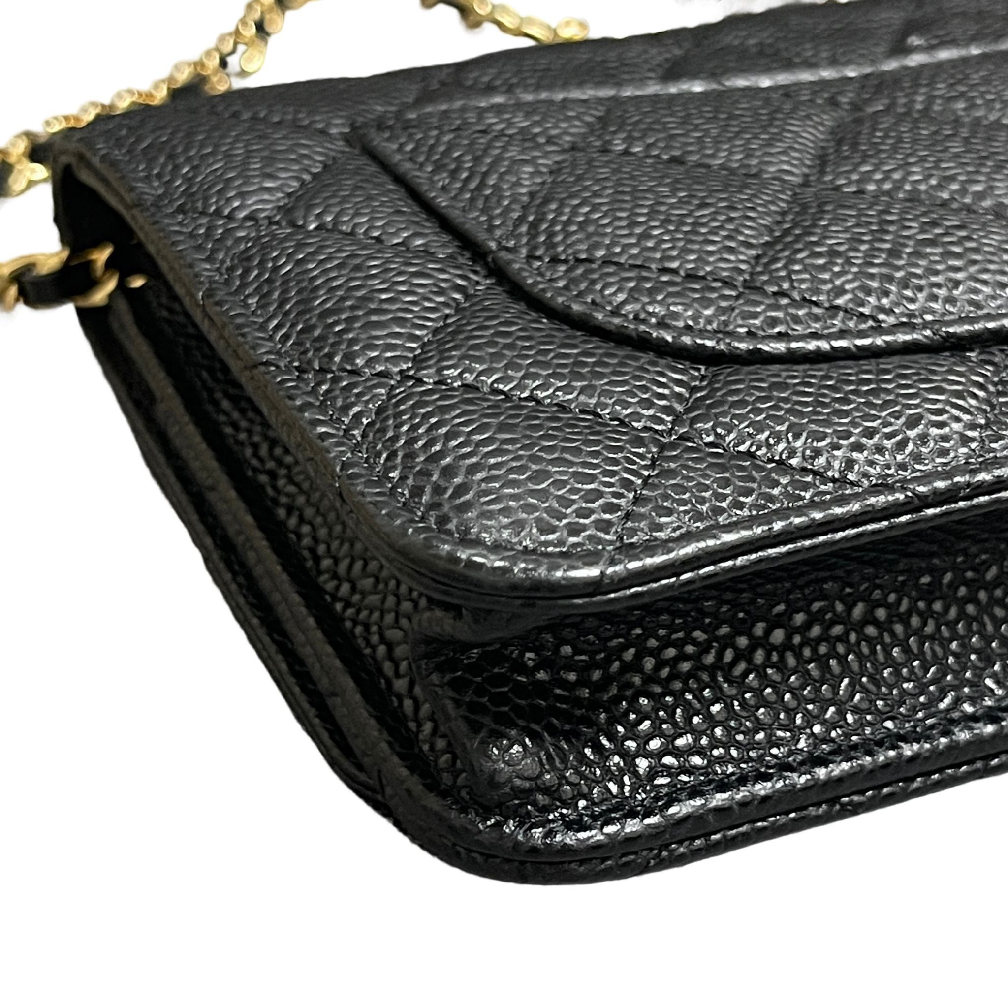 Chanel Classic Wallet on Chain