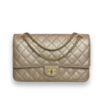 Load image into Gallery viewer, Chanel Classic Reissue 2.55, Size 226/28 cm/Medium
