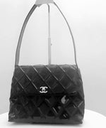 Load and play video in Gallery viewer, Chanel Vintage Diamond Stitched Shoulder Bag
