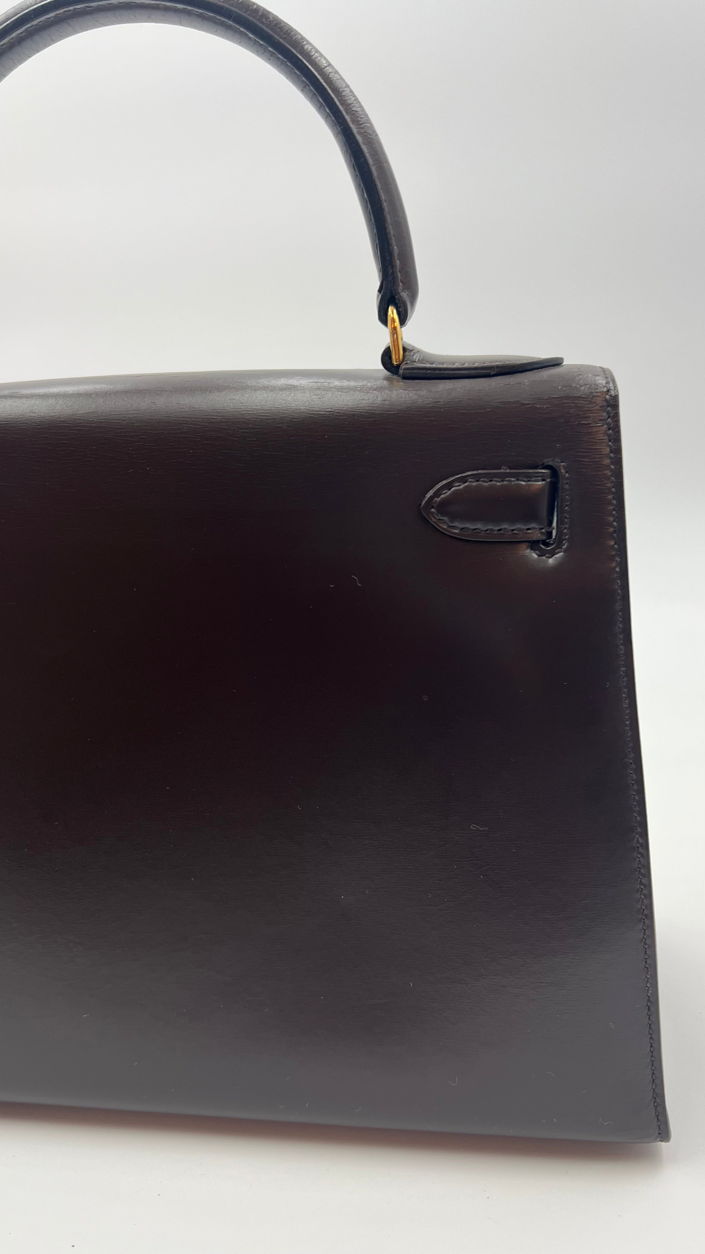 Hermes Kelly 28 Sellier Vintage Chocolate Box Leather 24kt Gold-Plated Hardware