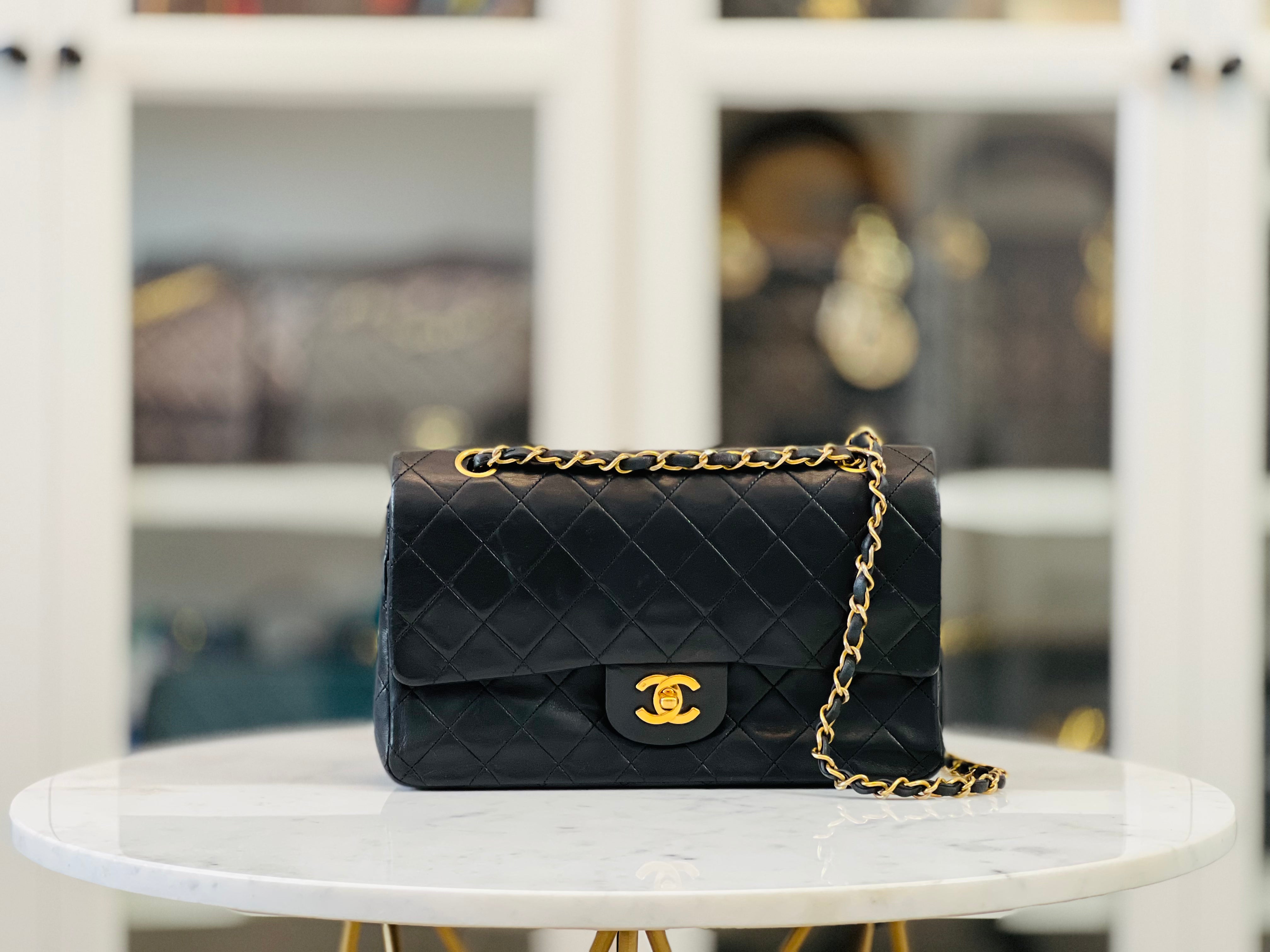 Chanel Vintage Timeless Classic Medium