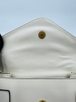 Charger l&#39;image dans la galerie, Gucci queen margaret bee pearl studded broadway flap bag
