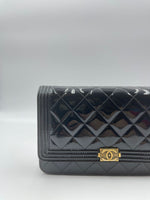 Charger l&#39;image dans la galerie, Chanel Leboy Wallet on Chain
