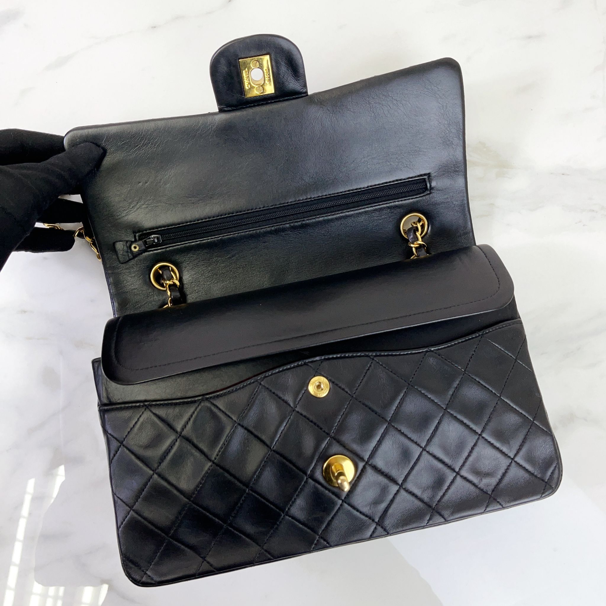 Chanel Vintage Timeless Classic Medium