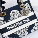 Charger l&#39;image dans la galerie, Lady dior d-lite
