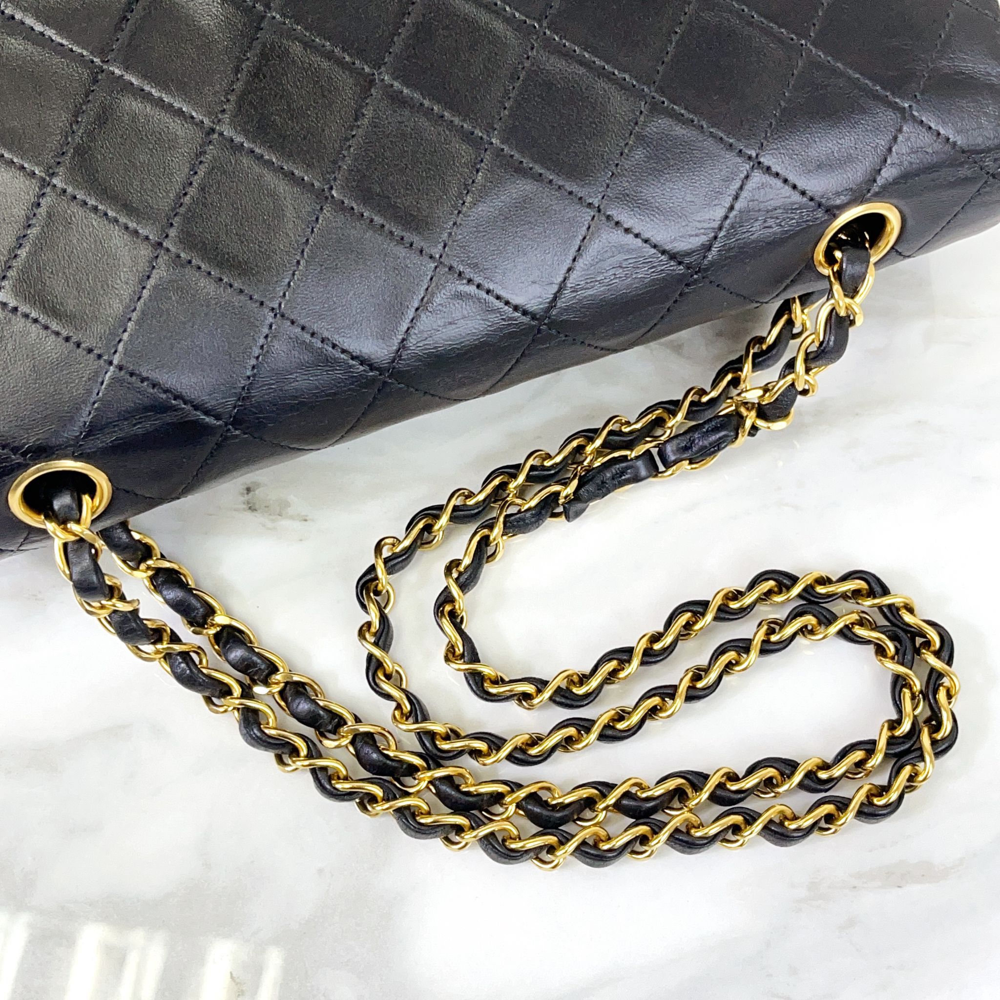 Chanel Vintage Timeless Classic Medium