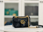 将图片加载到图库查看器，GUCCI MARMONT 马特拉斯迷你翻盖包
