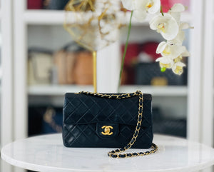 Chanel Vintage Classic Medium Flap