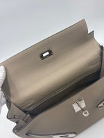 Load image into Gallery viewer, Hermes Kelly 32 Retourne Gris Tortourelle Togo Palladium Hardware
