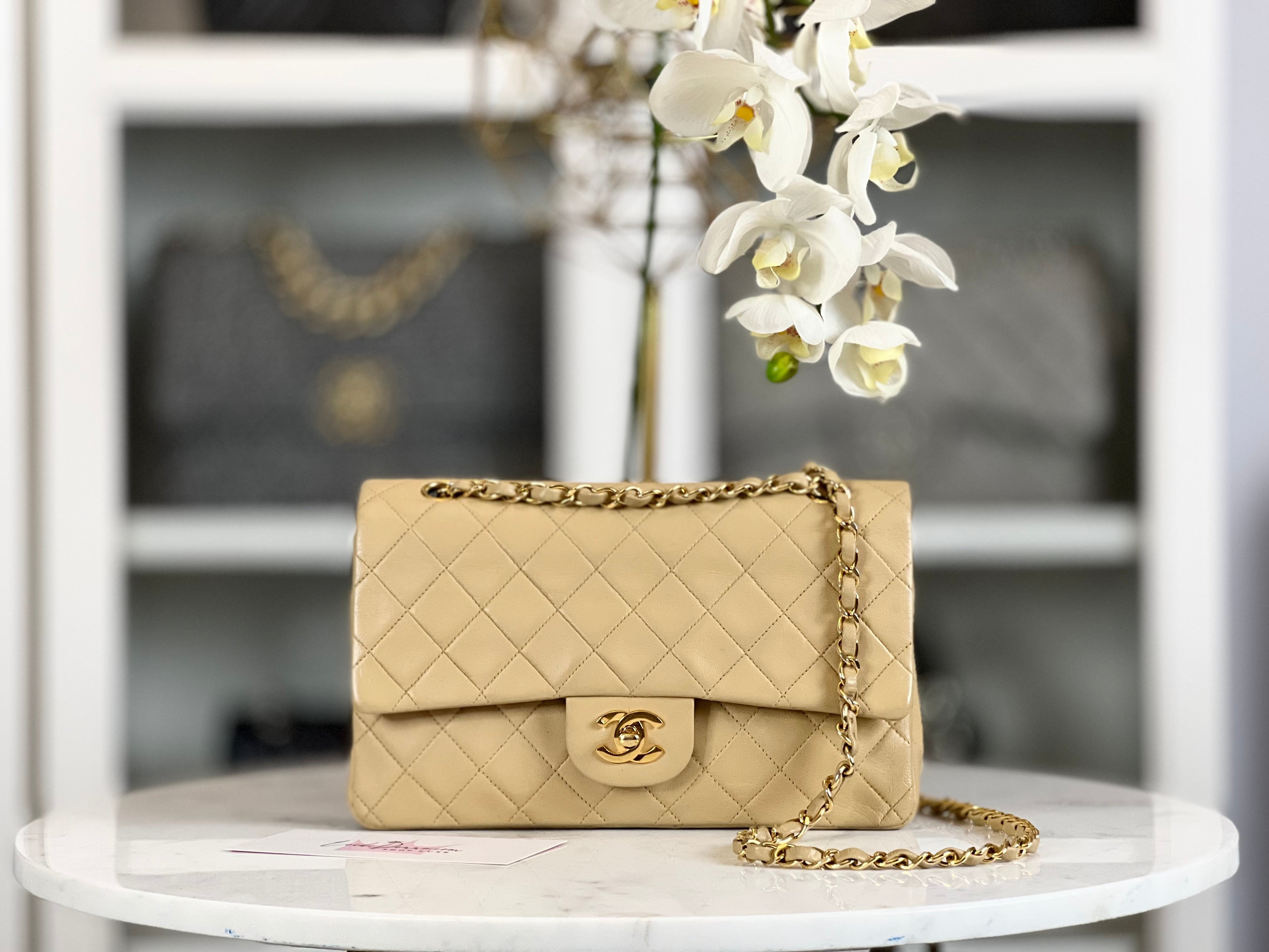 Chanel Vintage Classic Medium