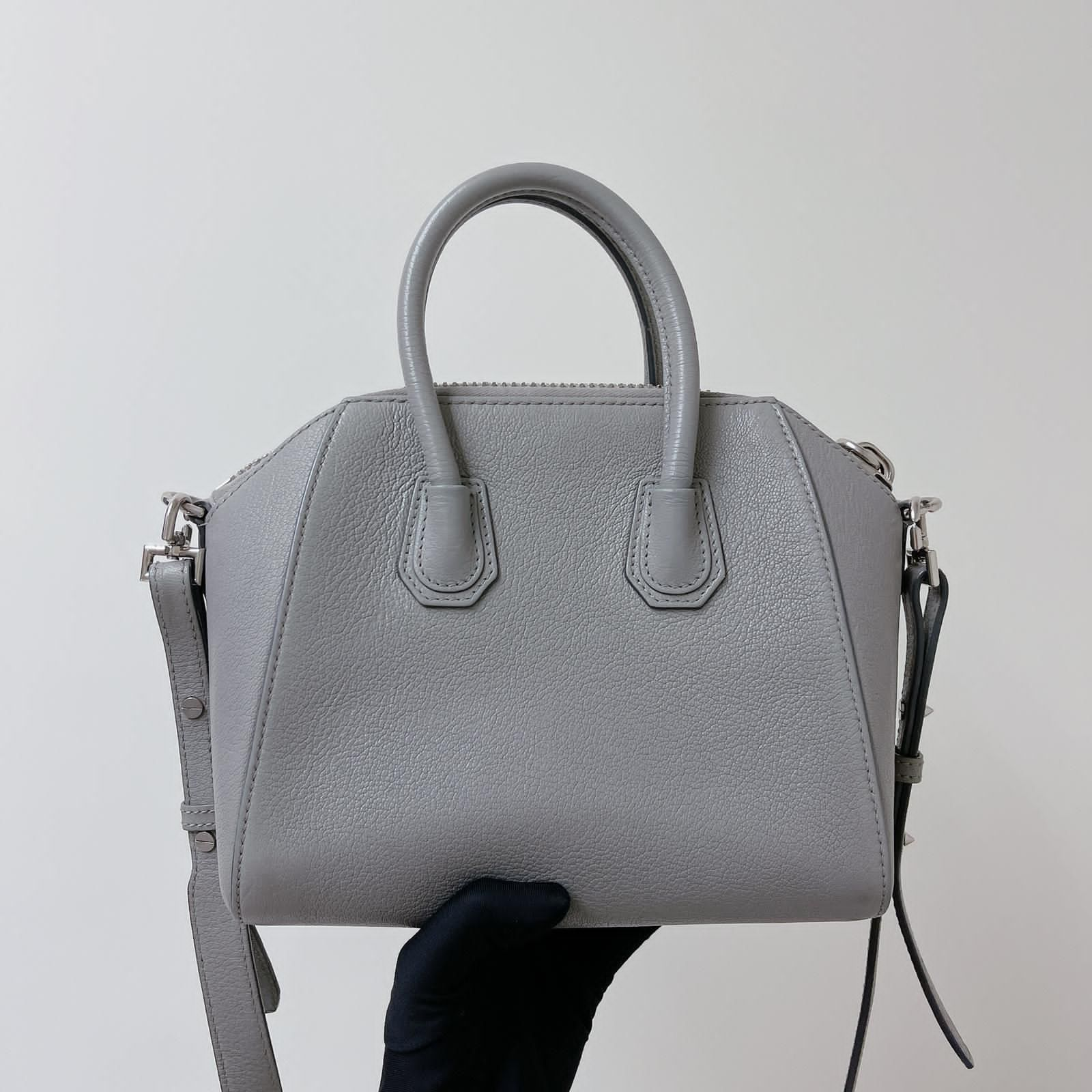 Givenchy antigona mini