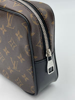 Load image into Gallery viewer, Louis vuitton kasai clutch
