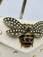 Charger l&#39;image dans la galerie, Gucci queen margaret bee pearl studded broadway flap bag
