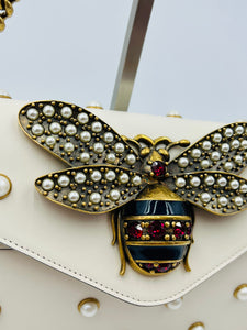 GUCCI Queen Margaret Embellished Bee pearl stud white flap crossbody bag