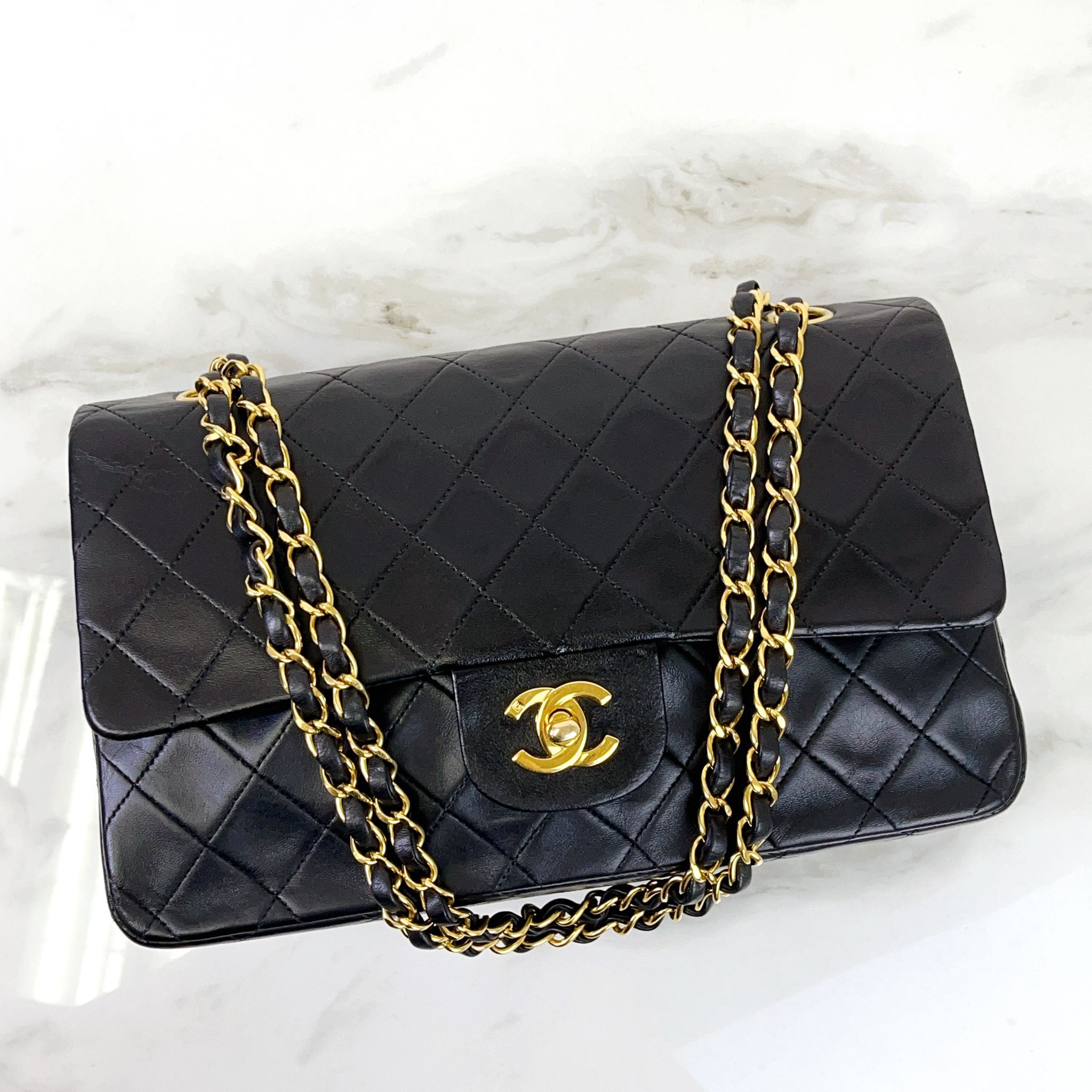 Chanel Vintage Timeless Classic Medium