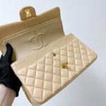 Load image into Gallery viewer, CHANEL M/L Classic Flap
