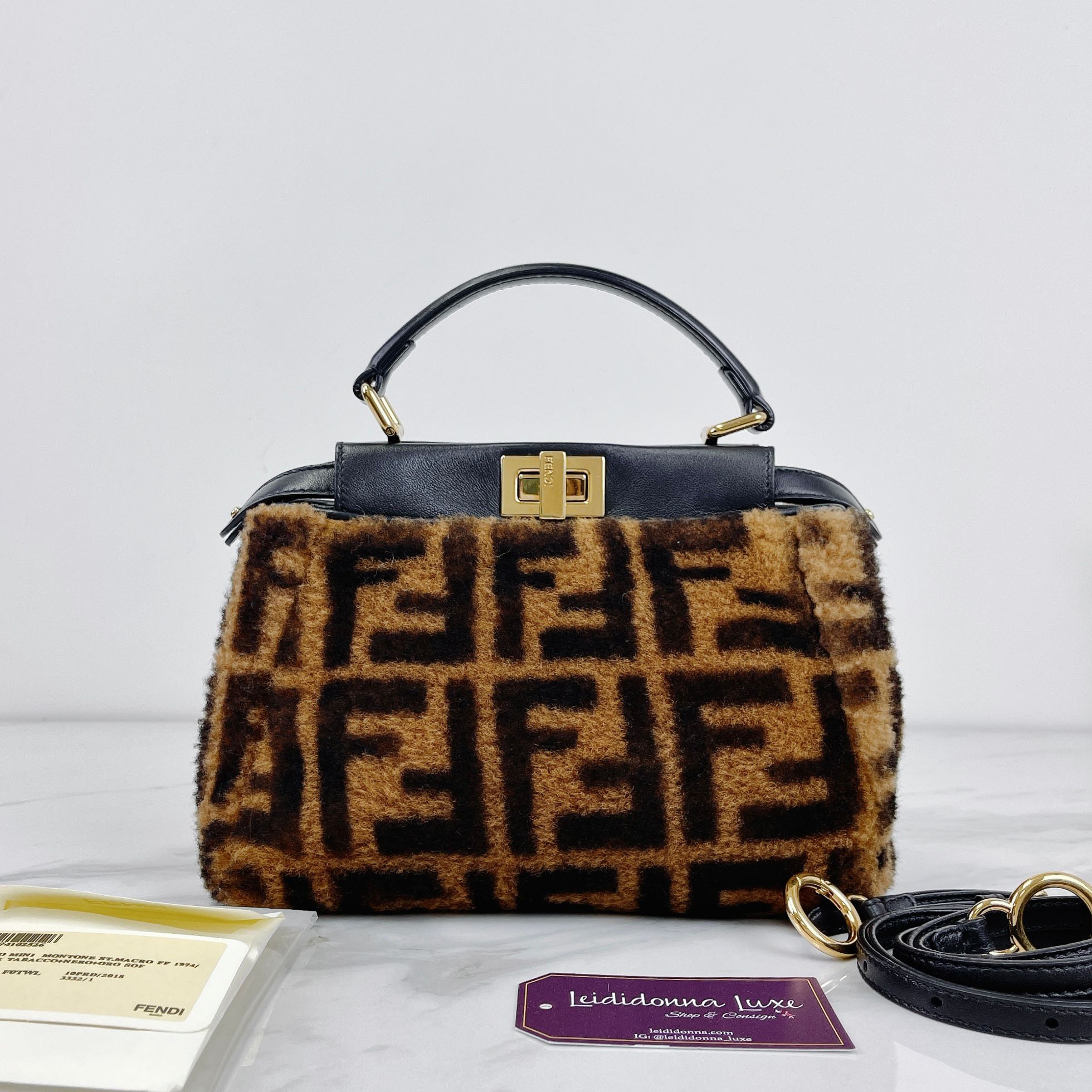 Fendi peekaboo fur bag hot sale