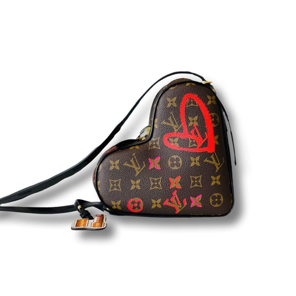Lv Pattern Heart Bag