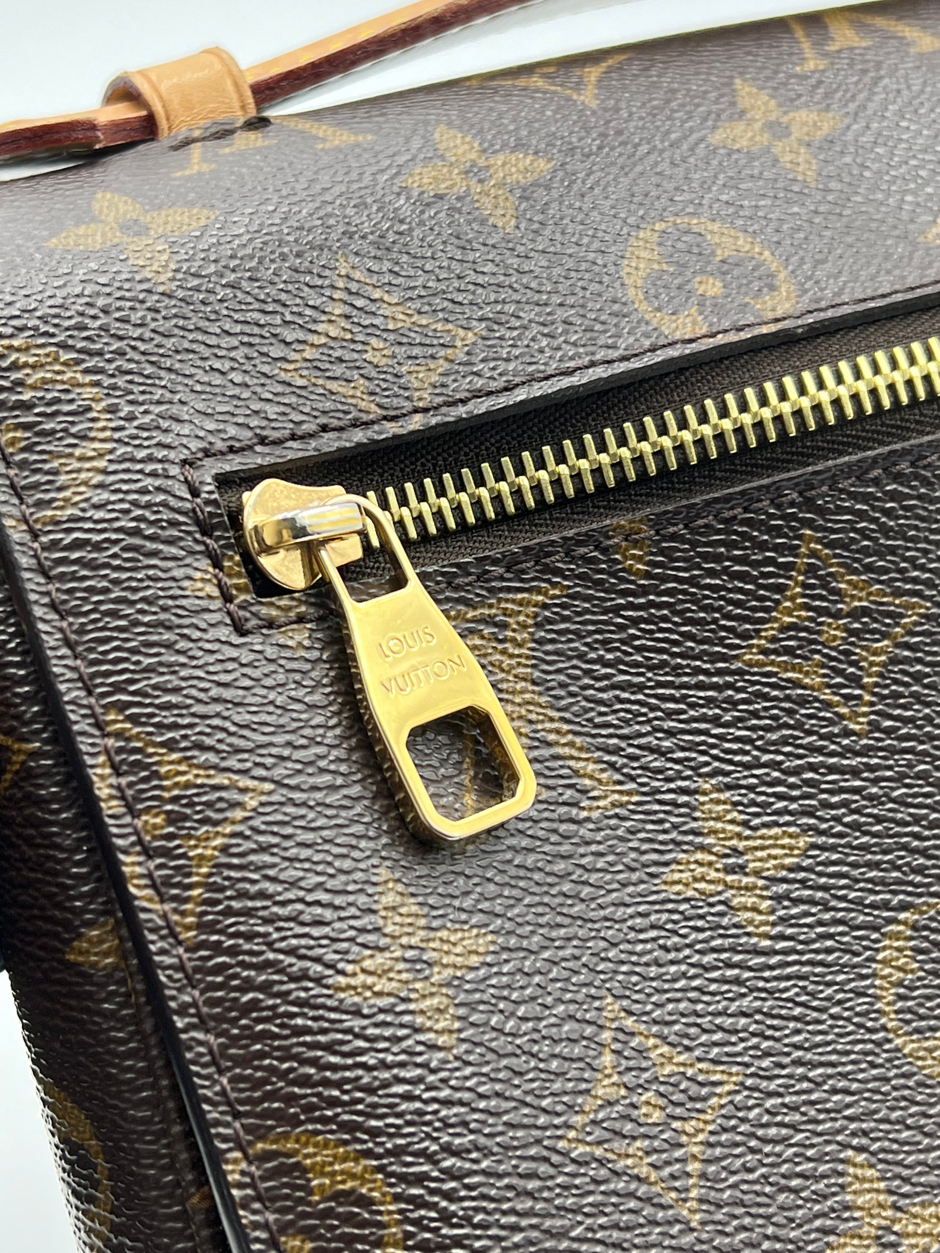 Louis vuitton pochete metis