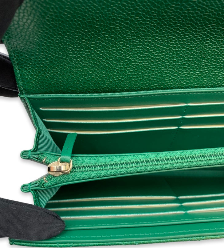 Chanel Wallet 18S Emerald Green