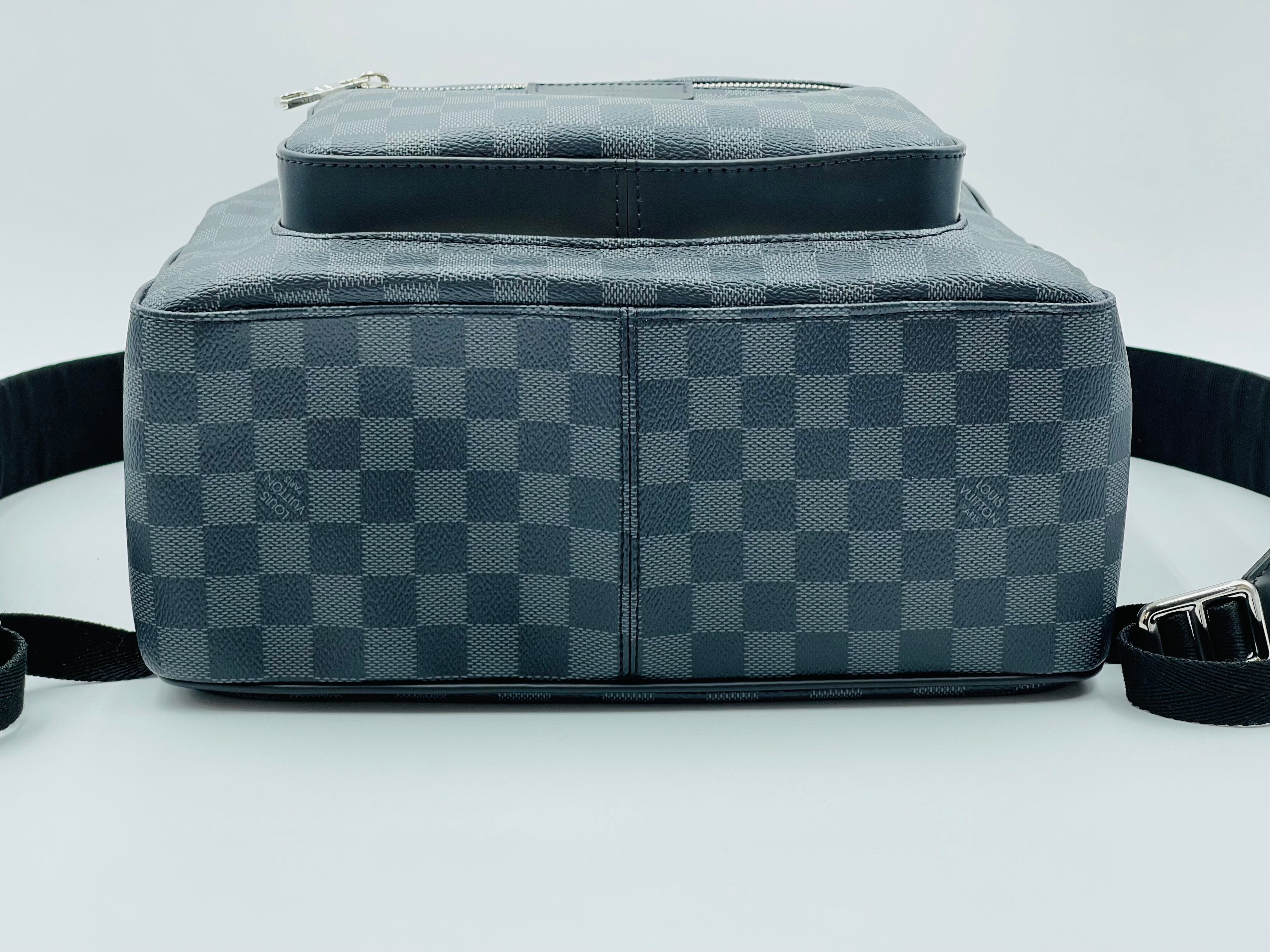 Louis vuitton josh backpack