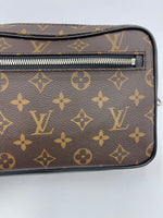 Load image into Gallery viewer, Louis vuitton kasai clutch
