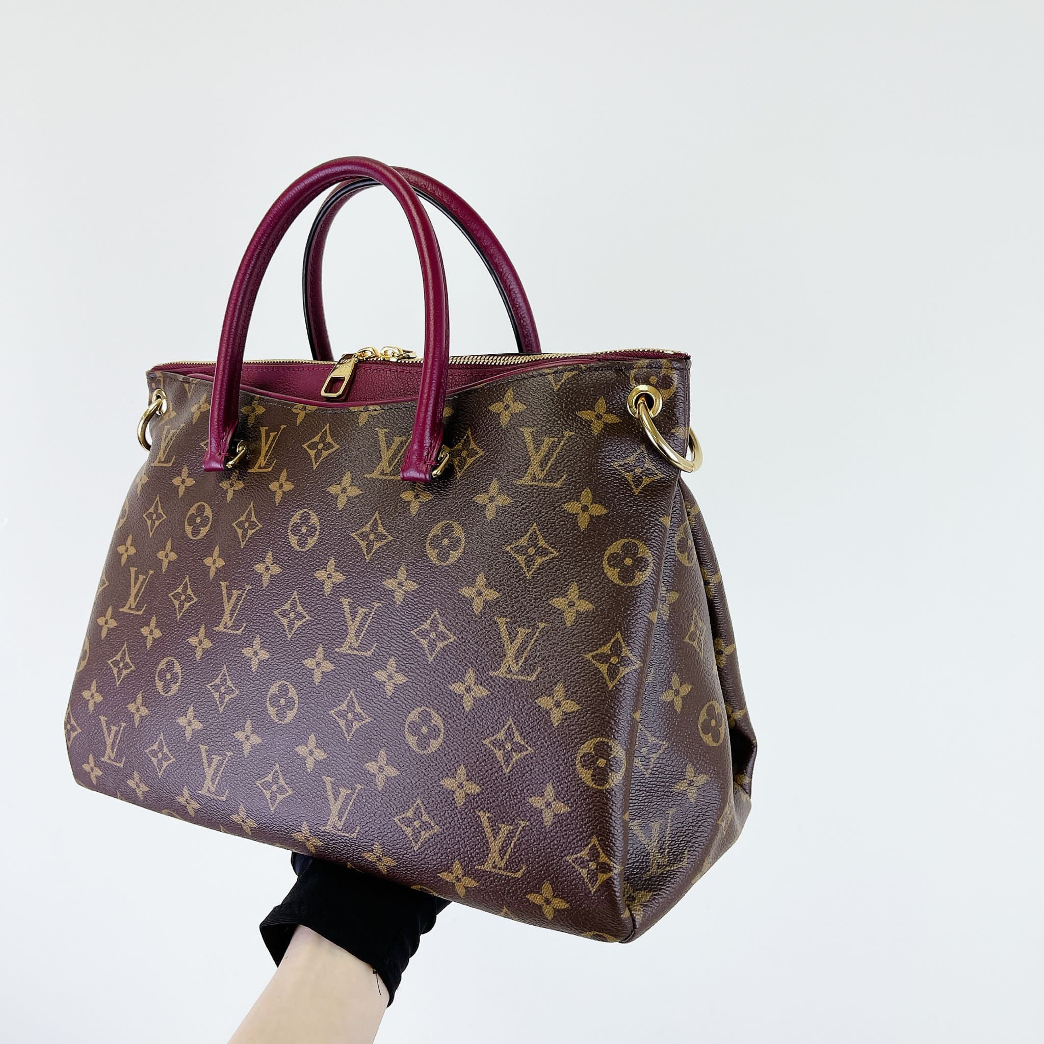 Louis vuitton pallas tote