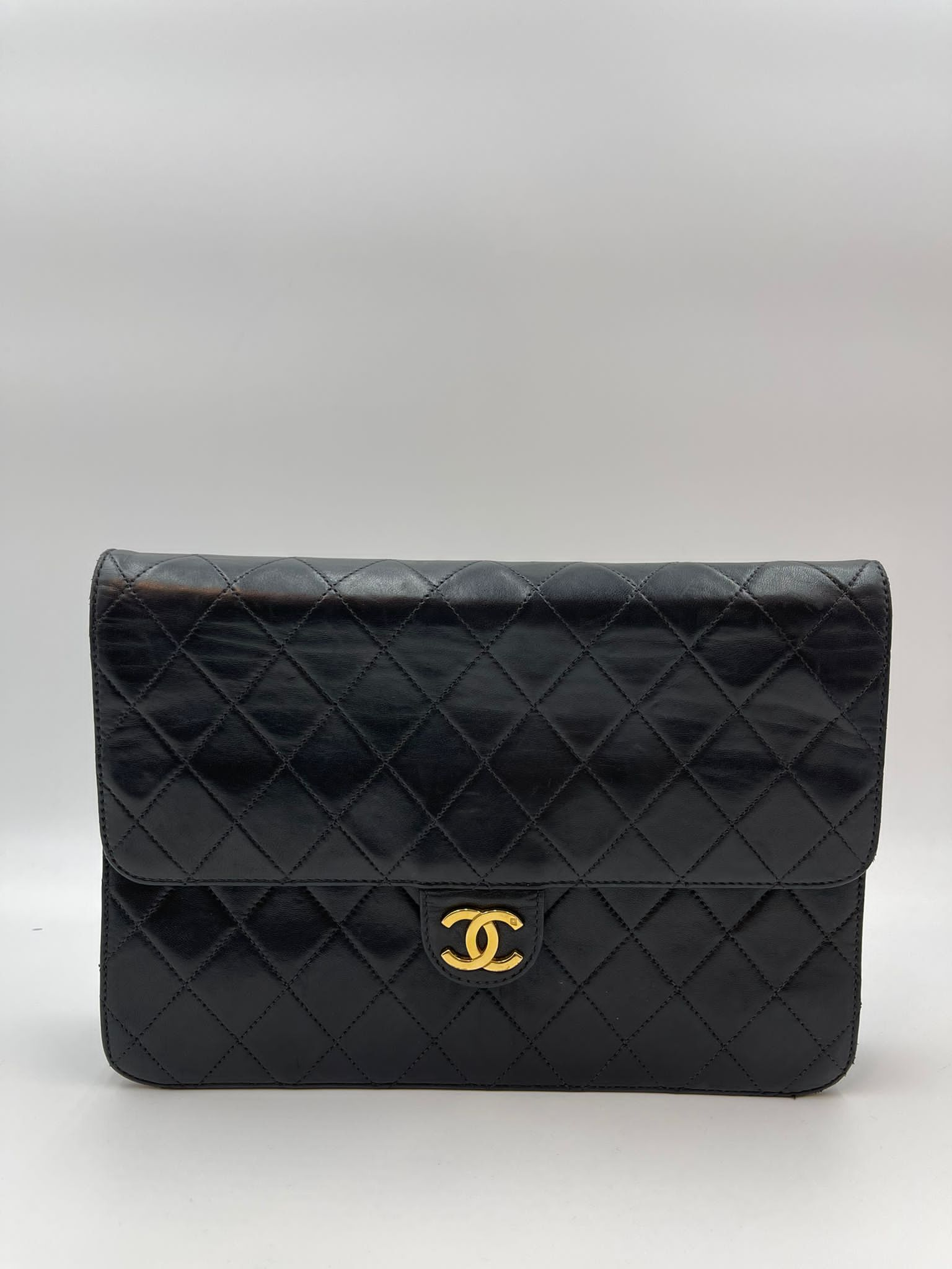 Chanel Vintage Square Medium