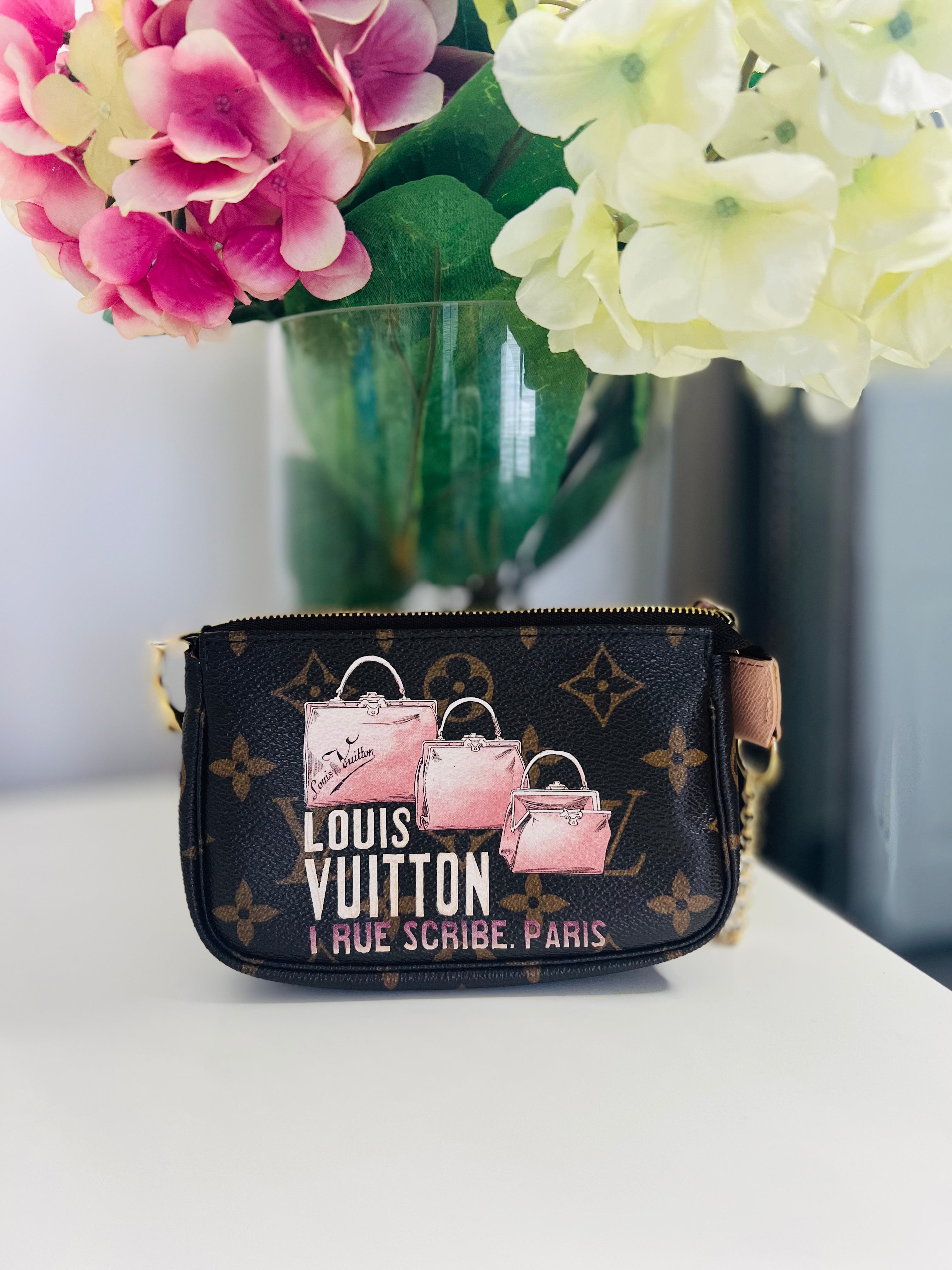 L v pochette mini limited edition