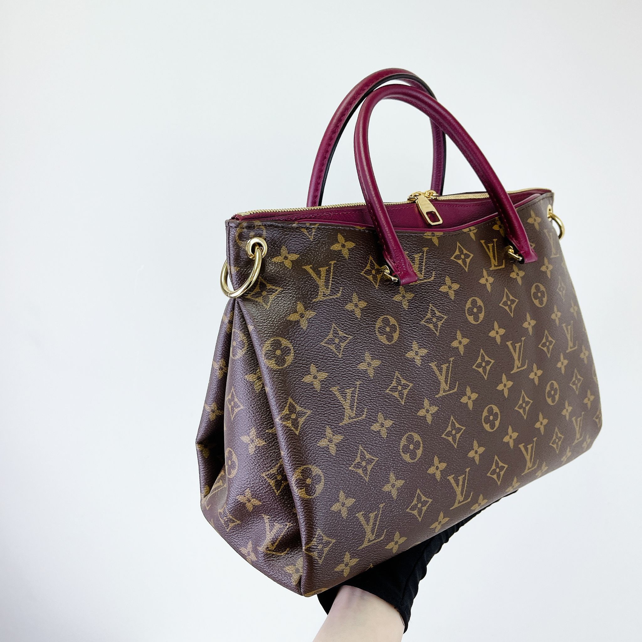 Louis vuitton pallas tote